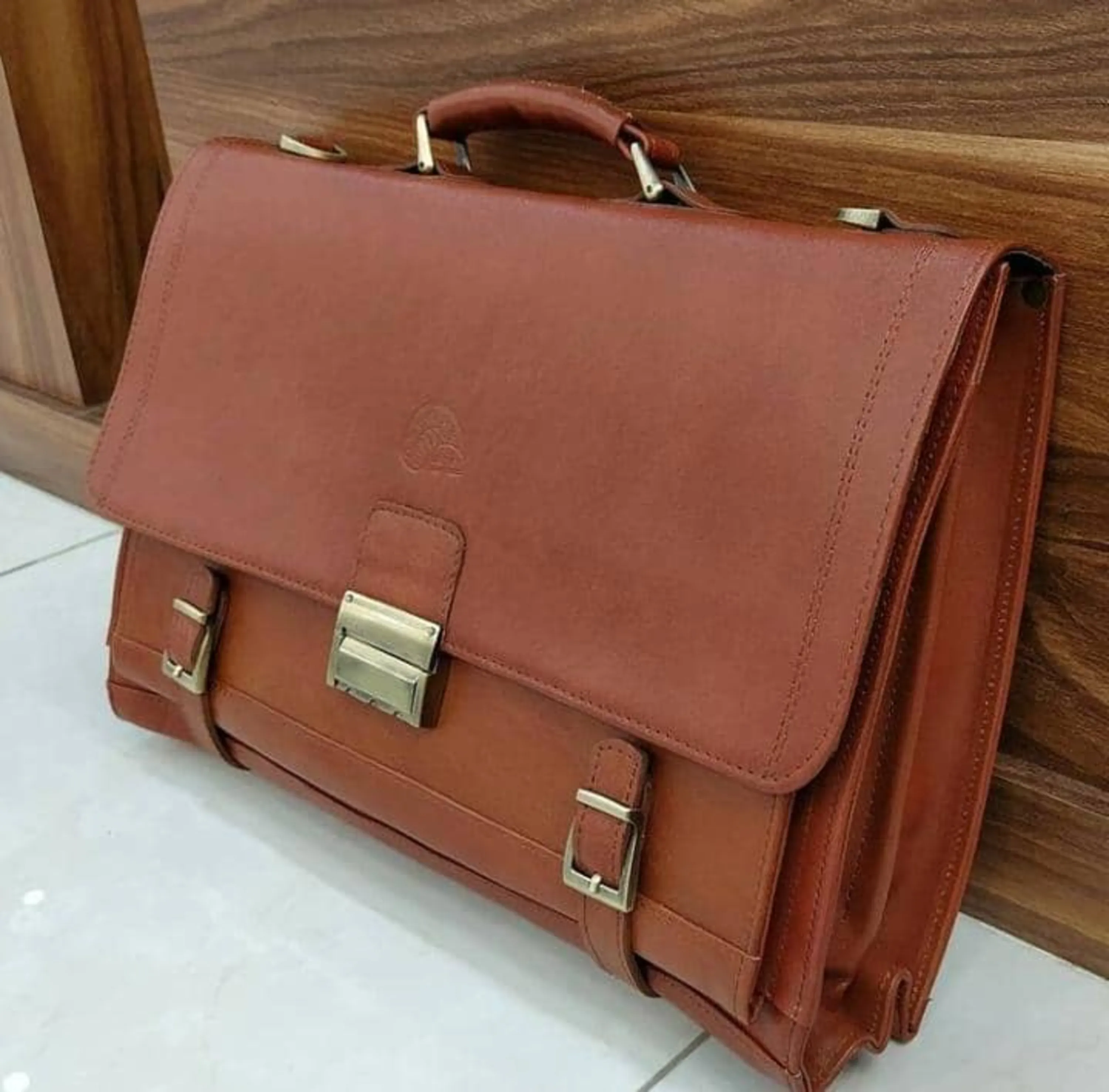 کیف چرم اداری کیف چرم اداری